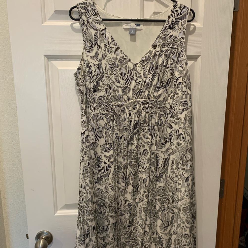 Banana Republic Maternity dress!
